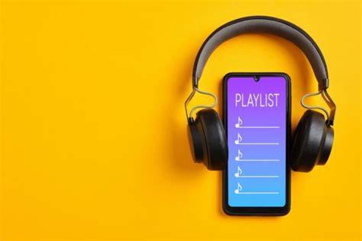 Create playlists by mood and routine